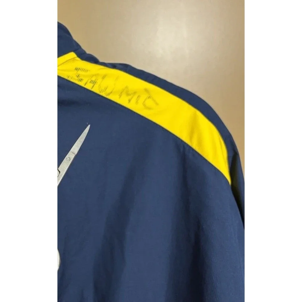 Nike stain back